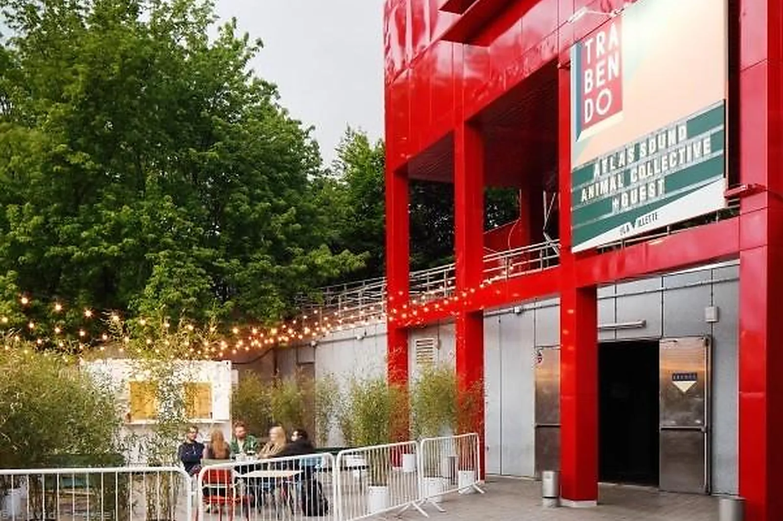 Lieux événementiels, LE TRABENDO