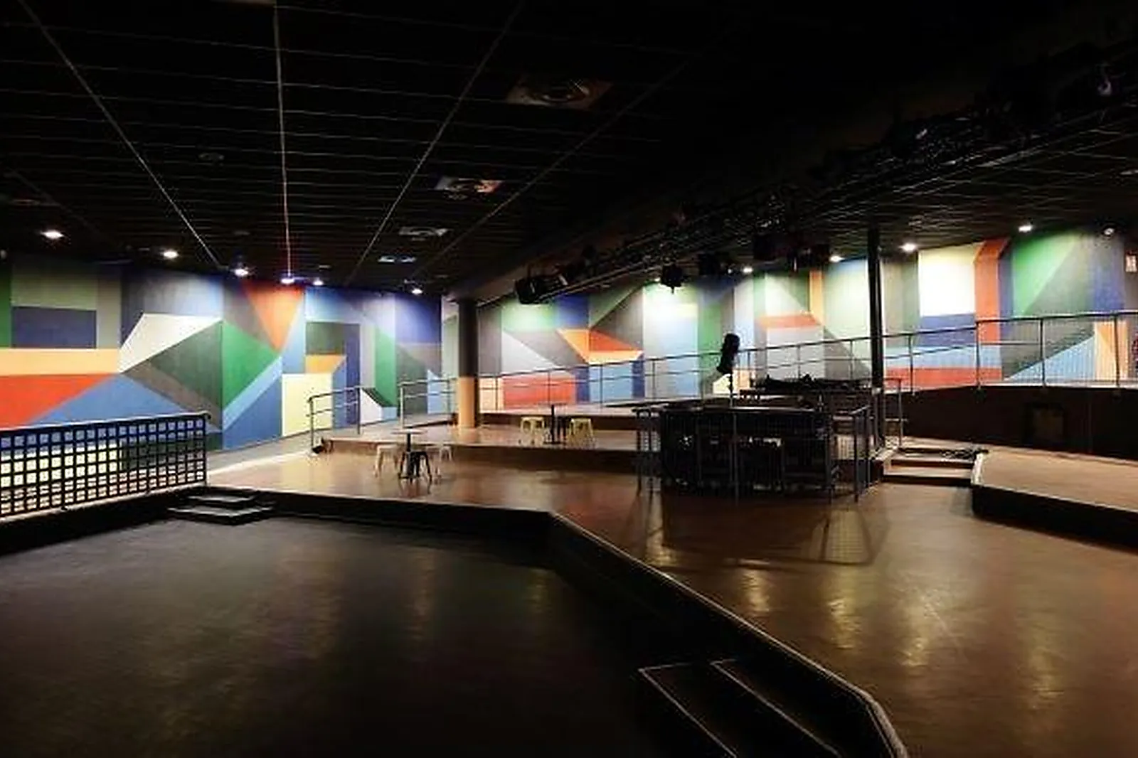 Lieux événementiels, LE TRABENDO