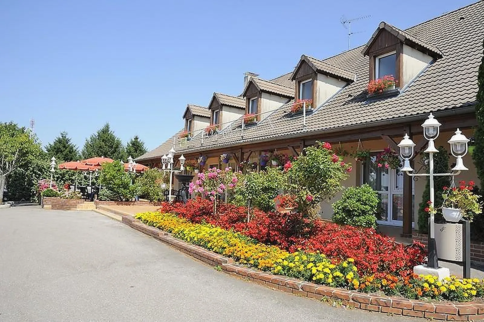 Lieux événementiels, LE VAL MORET