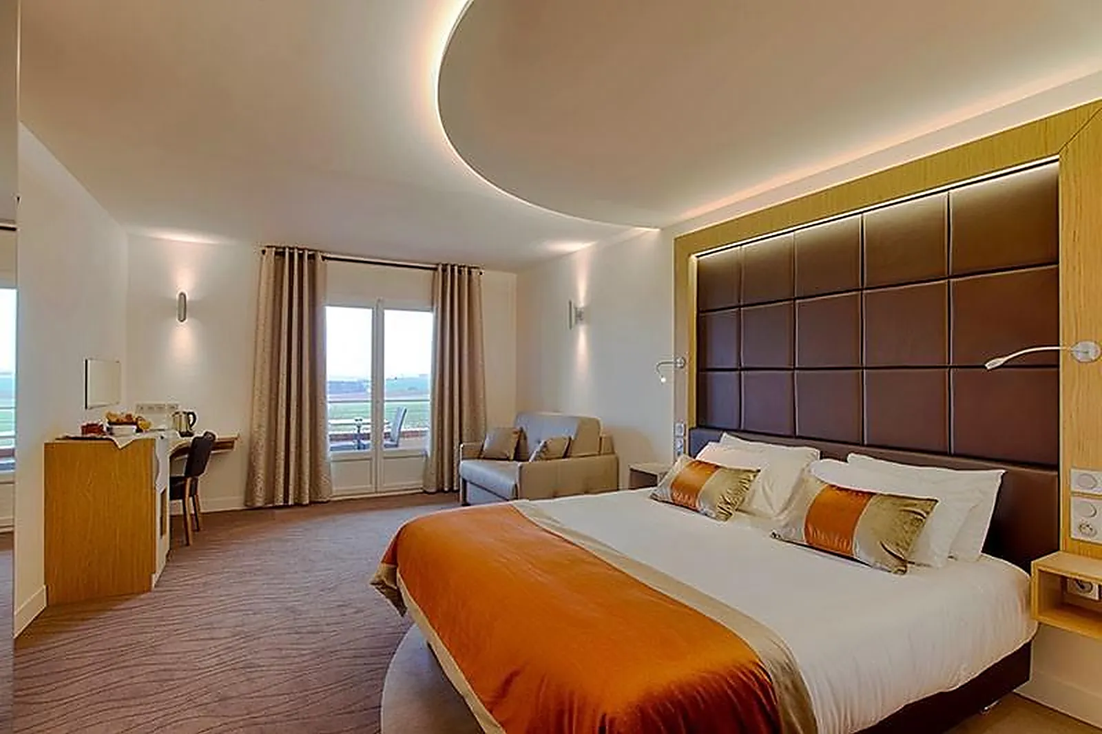 Lieux événementiels, LE VAL MORET