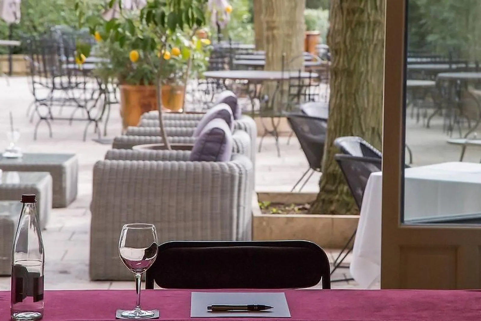 Lieux événementiels, LE VALLON DE VALRUGUES  SPA