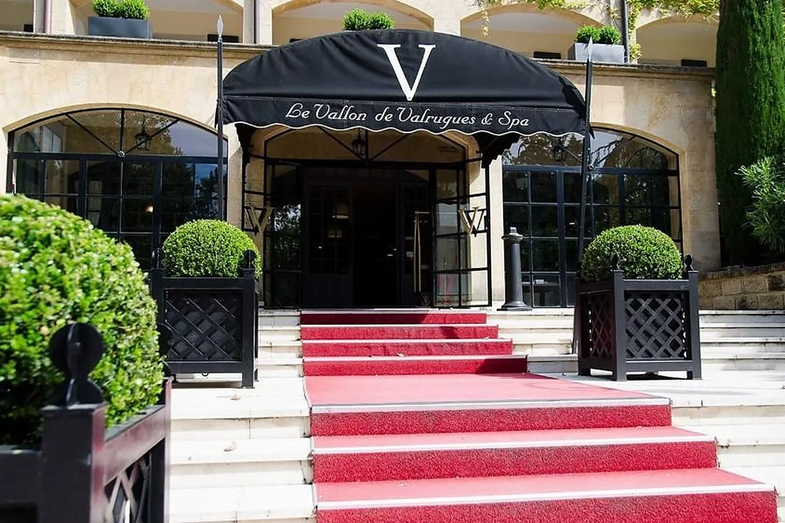 Lieux événementiels, LE VALLON DE VALRUGUES  SPA