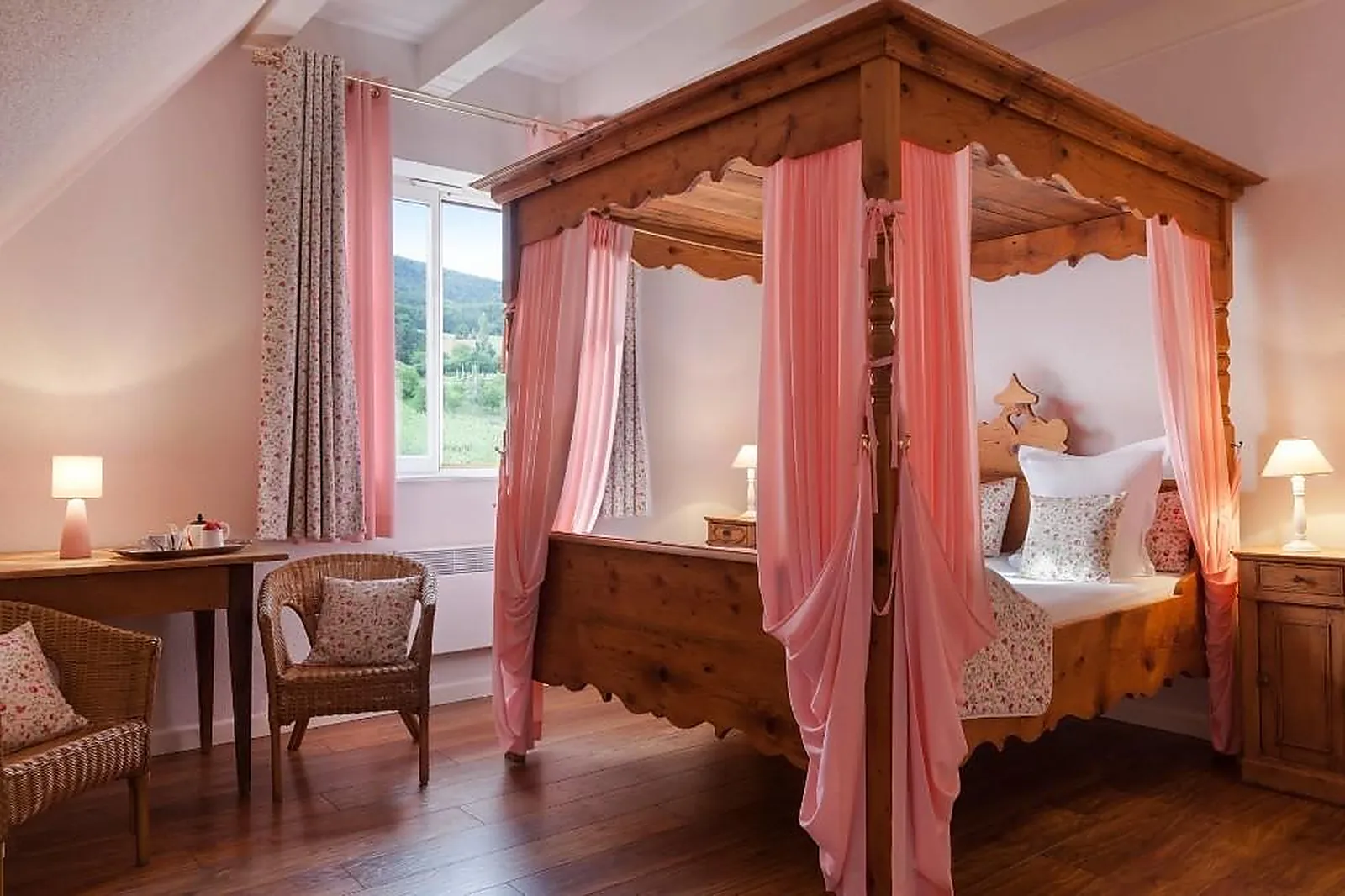 Lieux événementiels, LE VERGER DES CHÂTEAUX