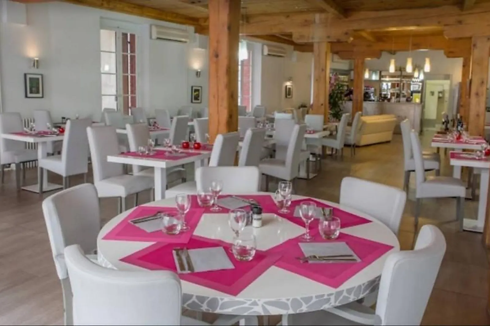 Lieux événementiels, LE VIEUX MOULIN