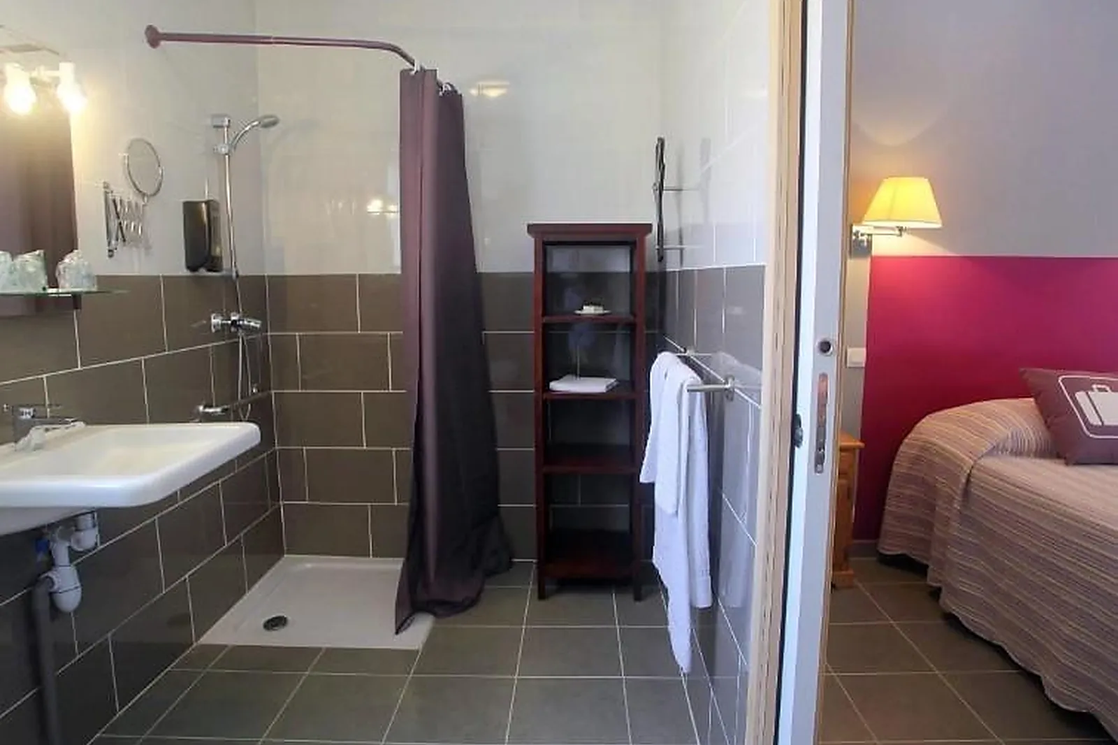 Lieux événementiels, LE VIEUX MOULIN HÉDÉ-BAZOUGES