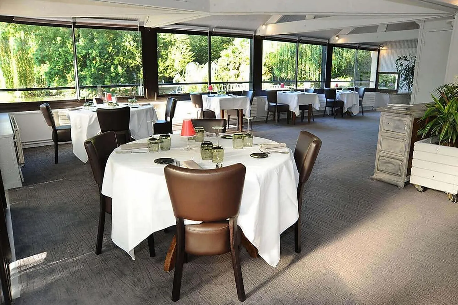 Lieux événementiels, LE VIEUX MOULIN NEUVILLE-SUR-SARTHE