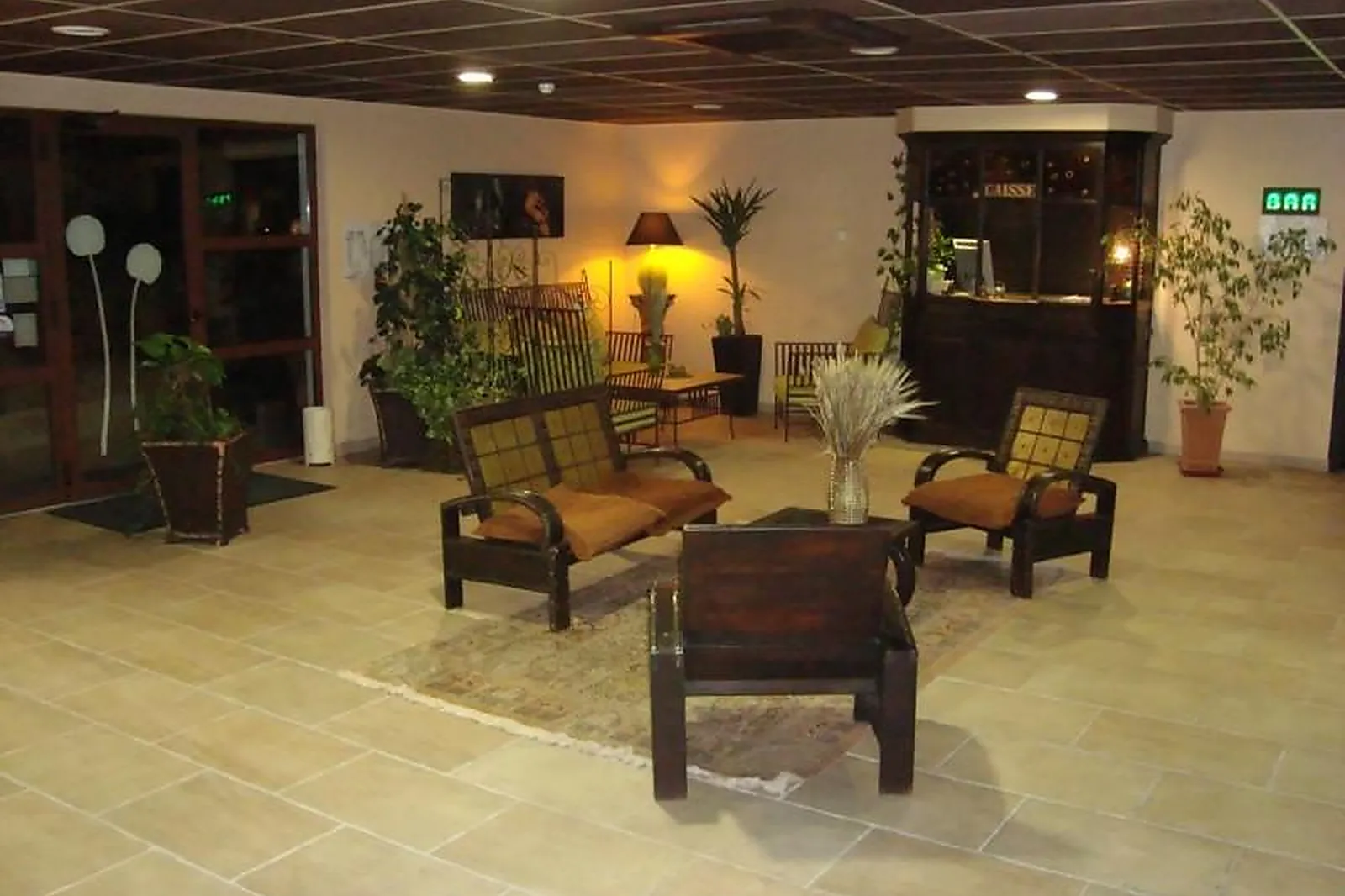 Lieux événementiels, LE VILLAGE PROVENÇAL HÔTEL