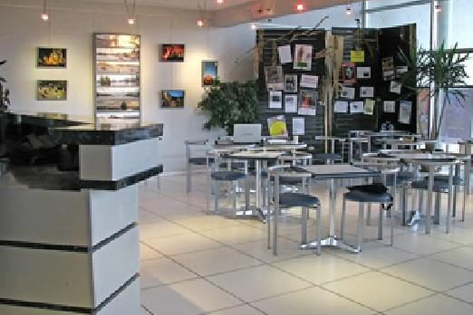 Lieux événementiels, LE VINGT-SEPT