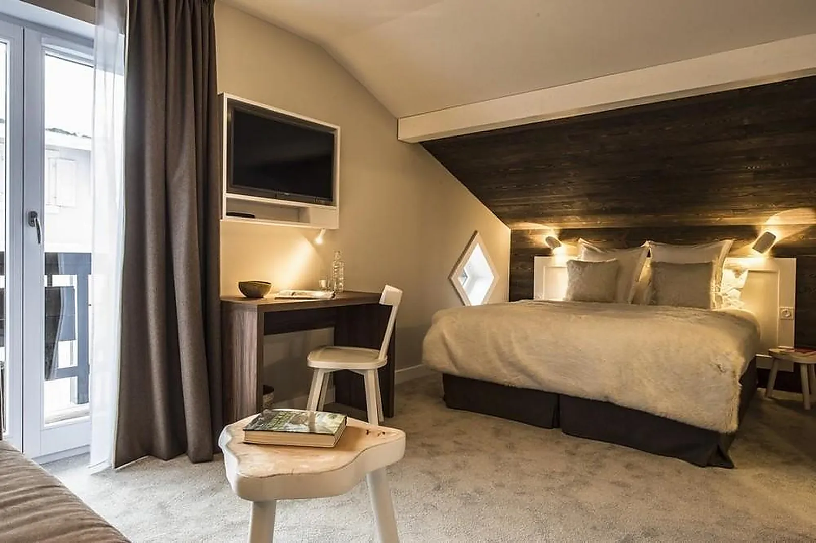 Lieux événementiels, LE WHYMPER