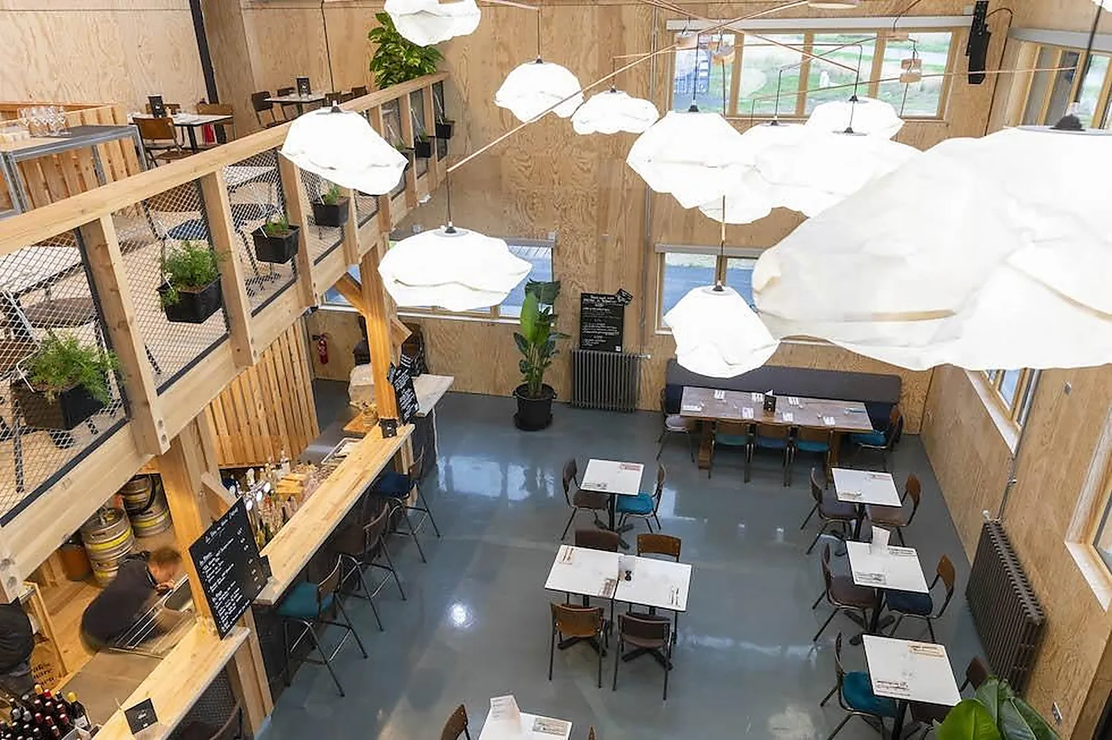 Lieux événementiels, LE WIP