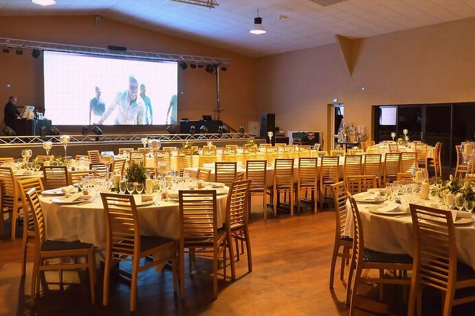 Lieux événementiels, LE FIEF DE JADE