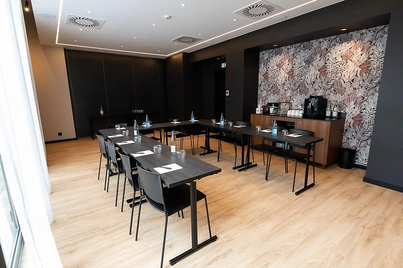 Lieux événementiels, LÉONOR HÔTEL