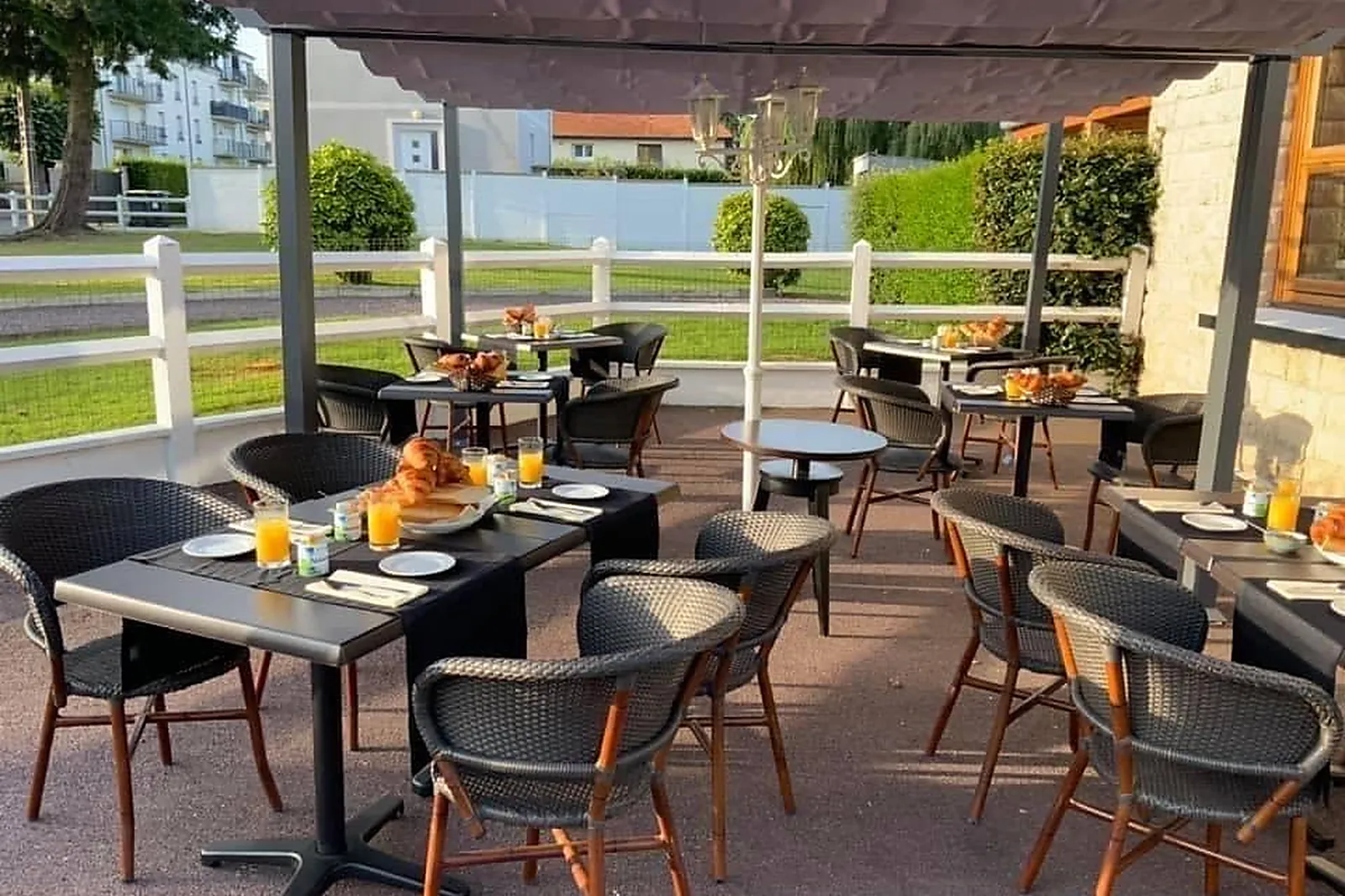 Lieux événementiels, LES 3 ROIS BY YY