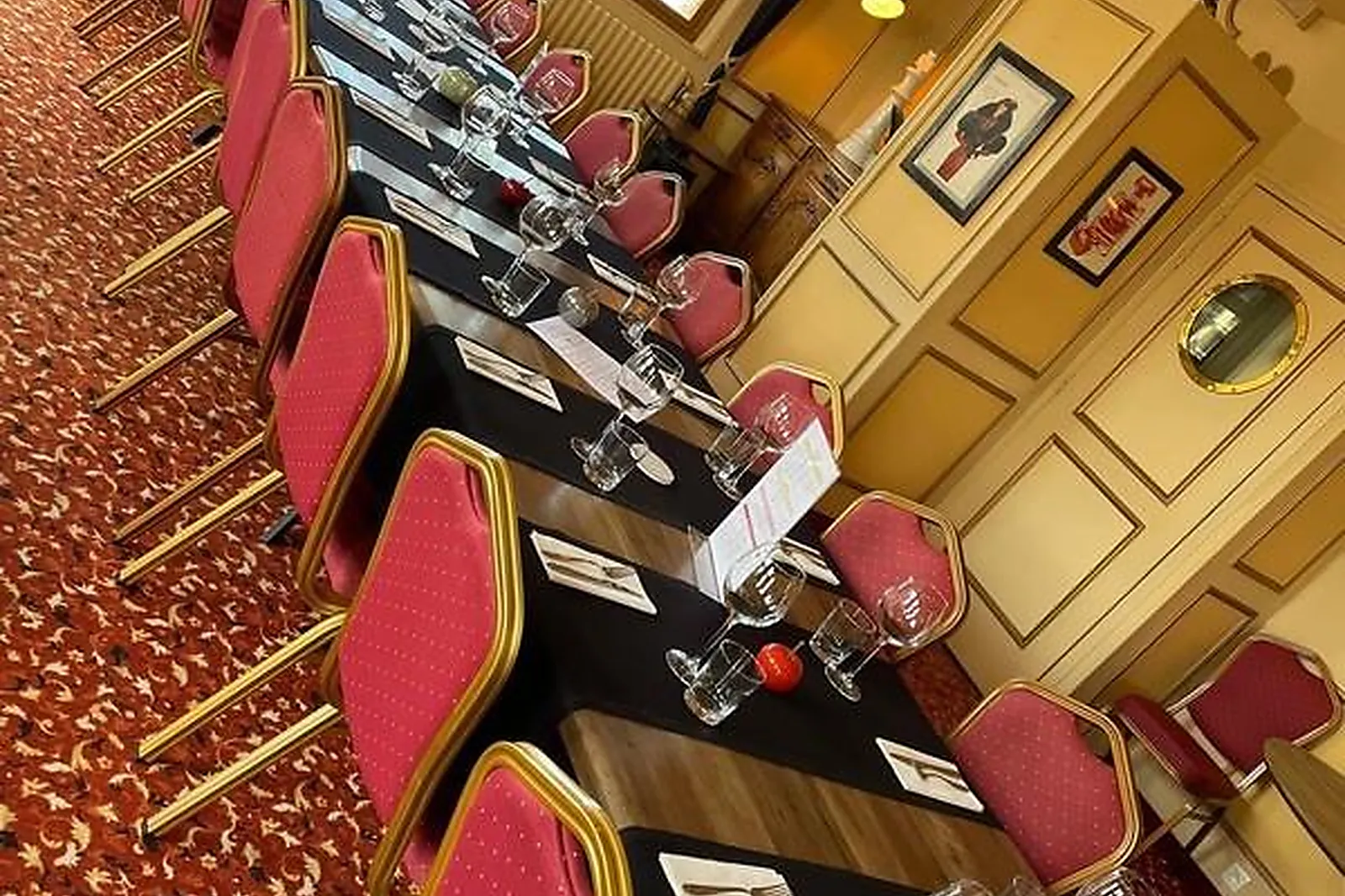 Lieux événementiels, LES 3 ROIS BY YY