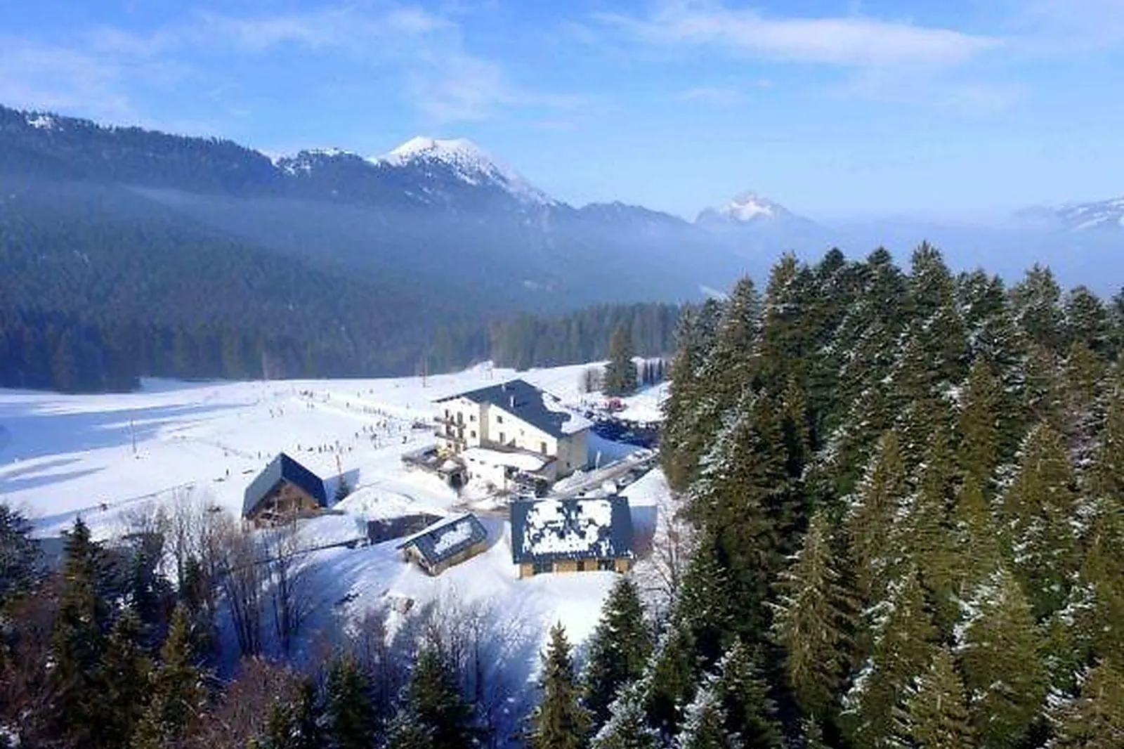 Lieux événementiels, LES 3 SOMMETS