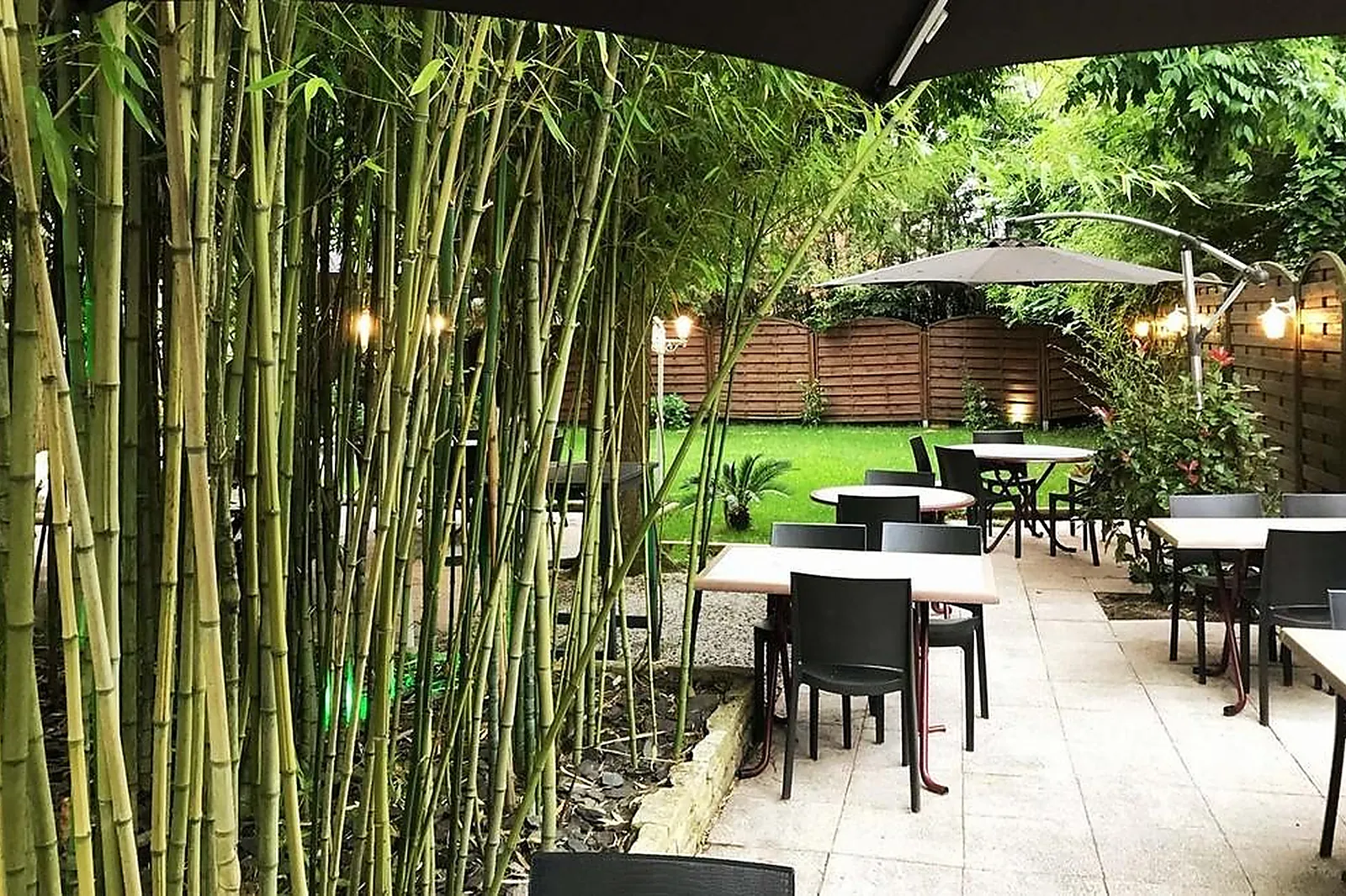 Lieux événementiels, LES 4 PETITS COCHONS