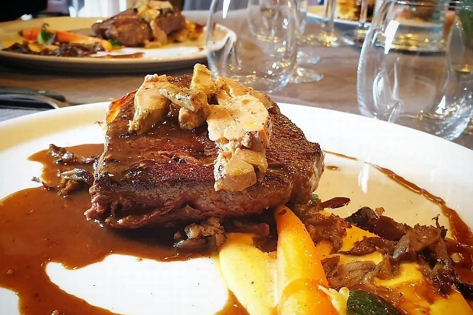 Lieux événementiels, LES 4 PETITS COCHONS