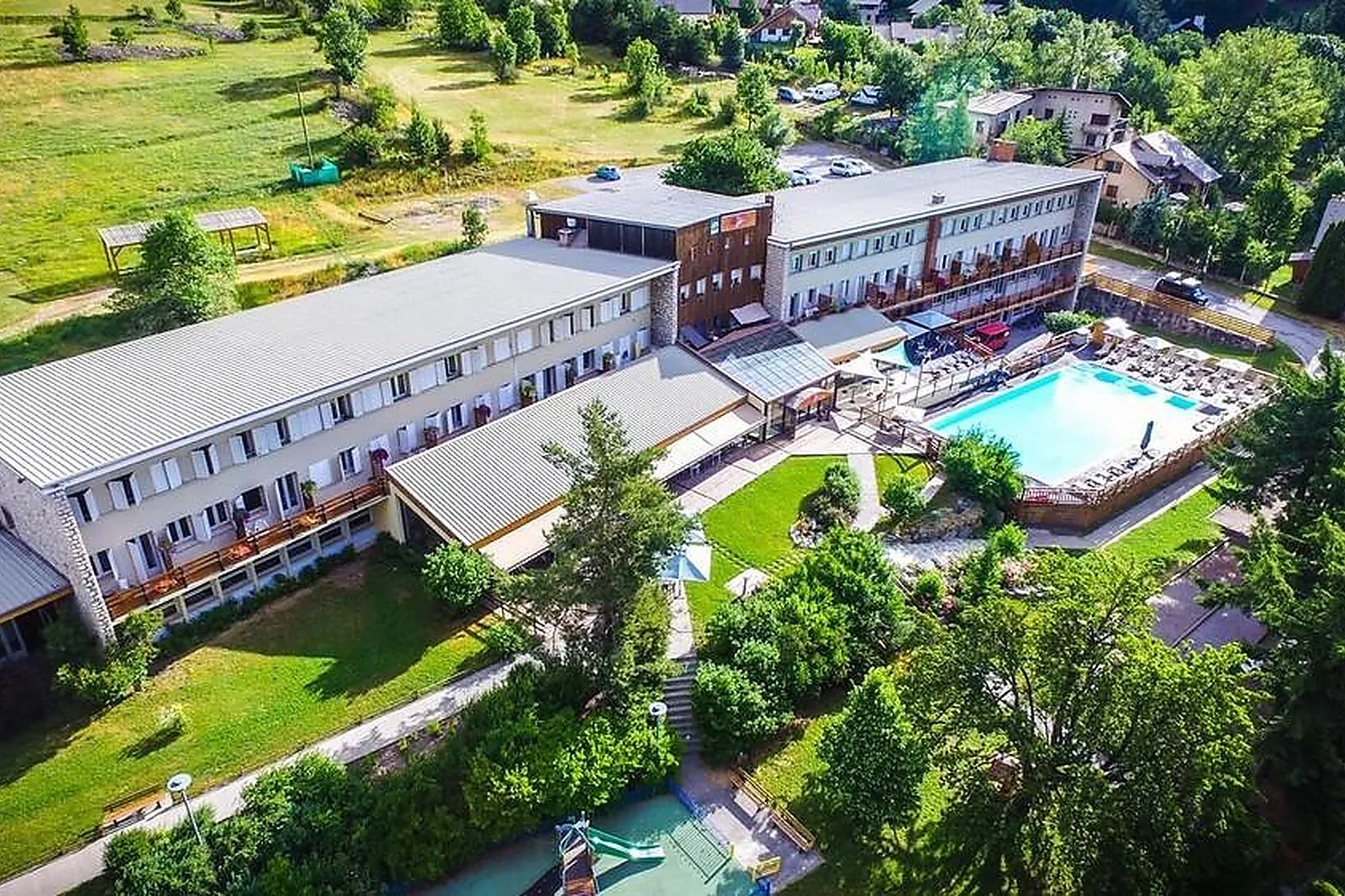 Lieux événementiels, LES 4 SAISONS - RESORT ET SPA