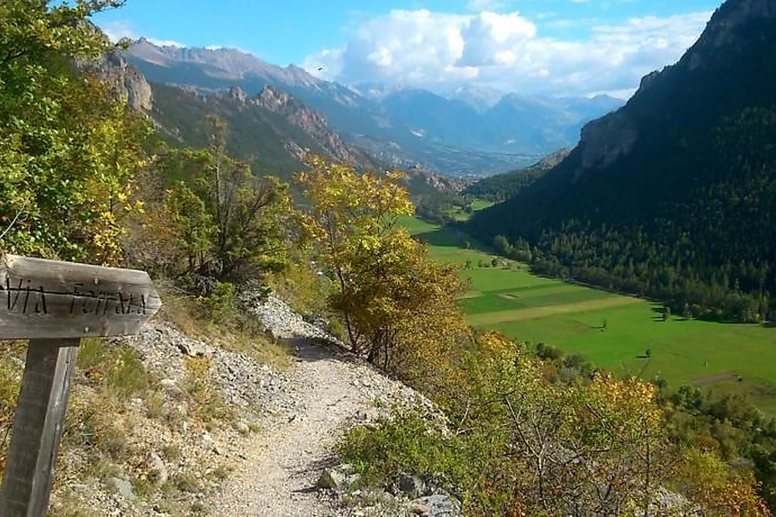 Lieux événementiels, LES 5 SAISONS