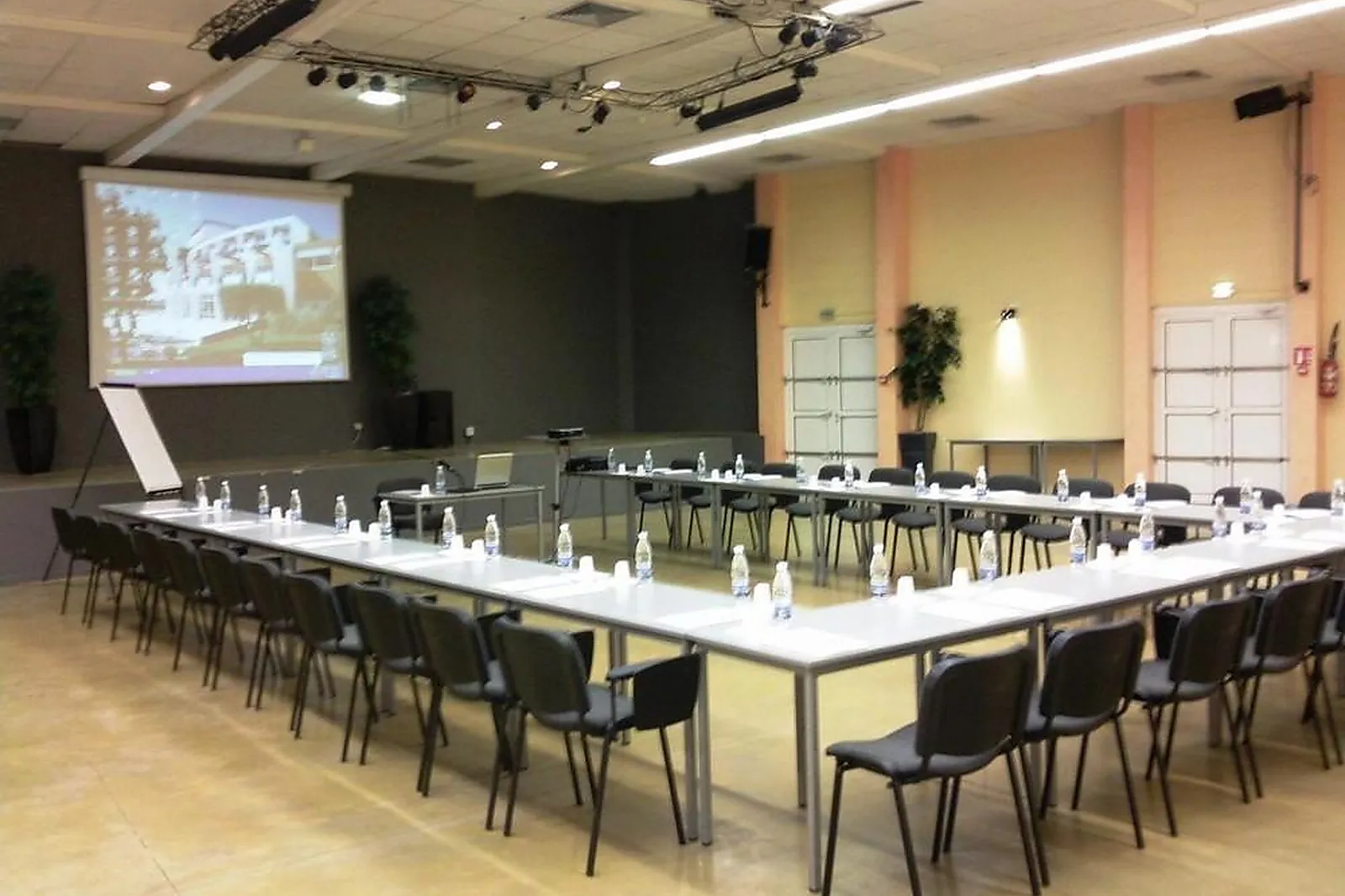 Lieux événementiels, LES AIGUADES