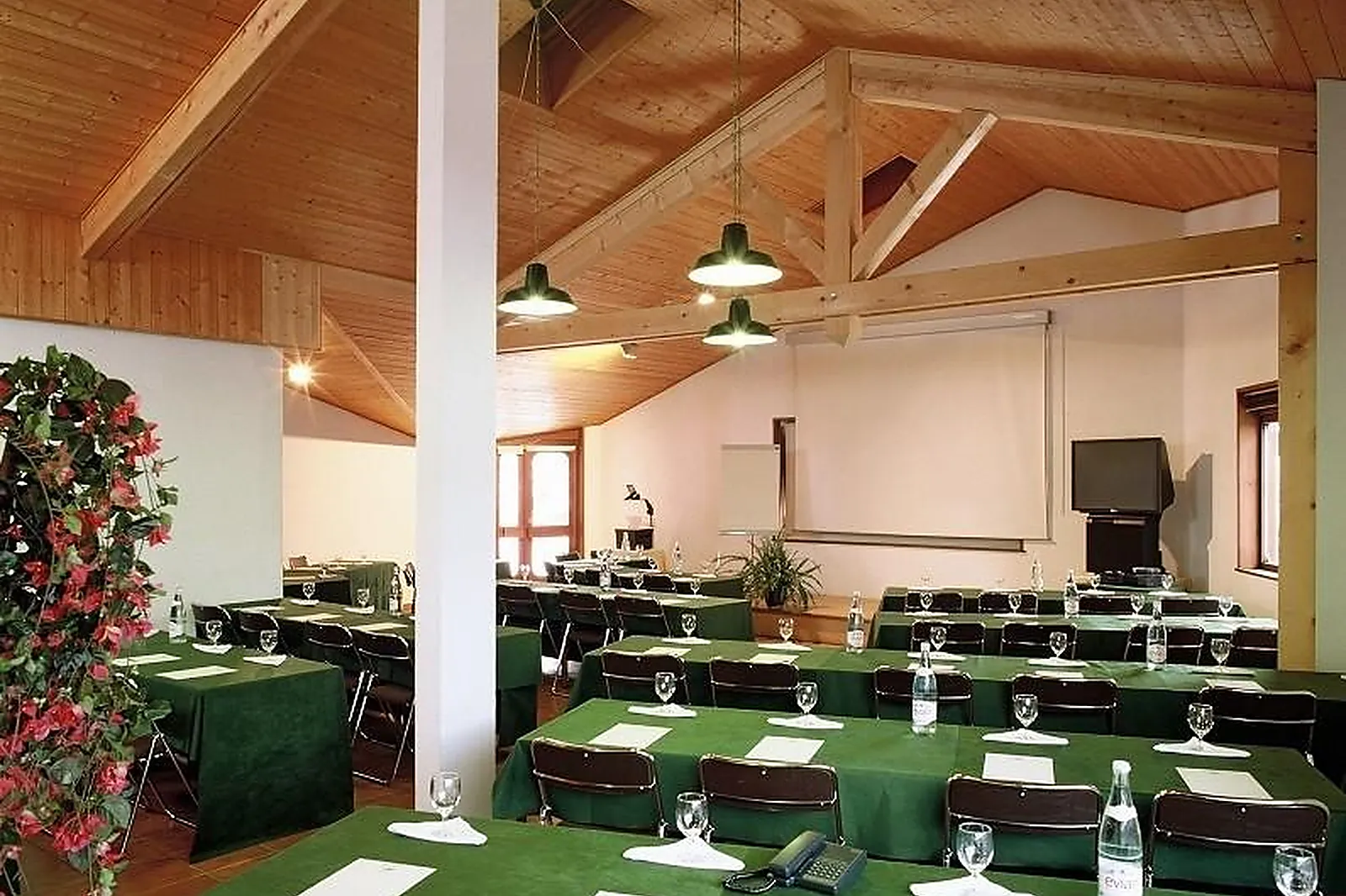 Lieux événementiels, LES AIRELLES