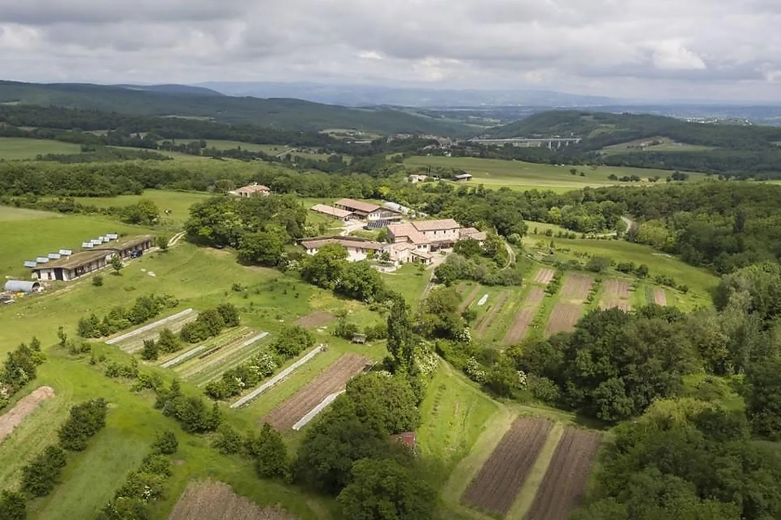Lieux événementiels, LES AMANINS