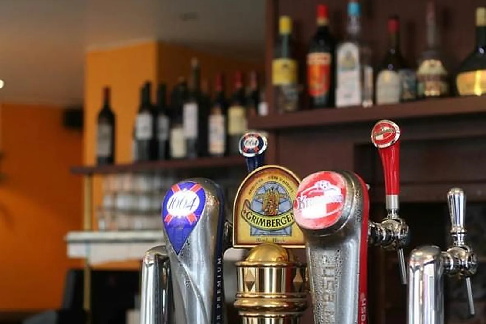 Lieux événementiels, LES AMBASSADES