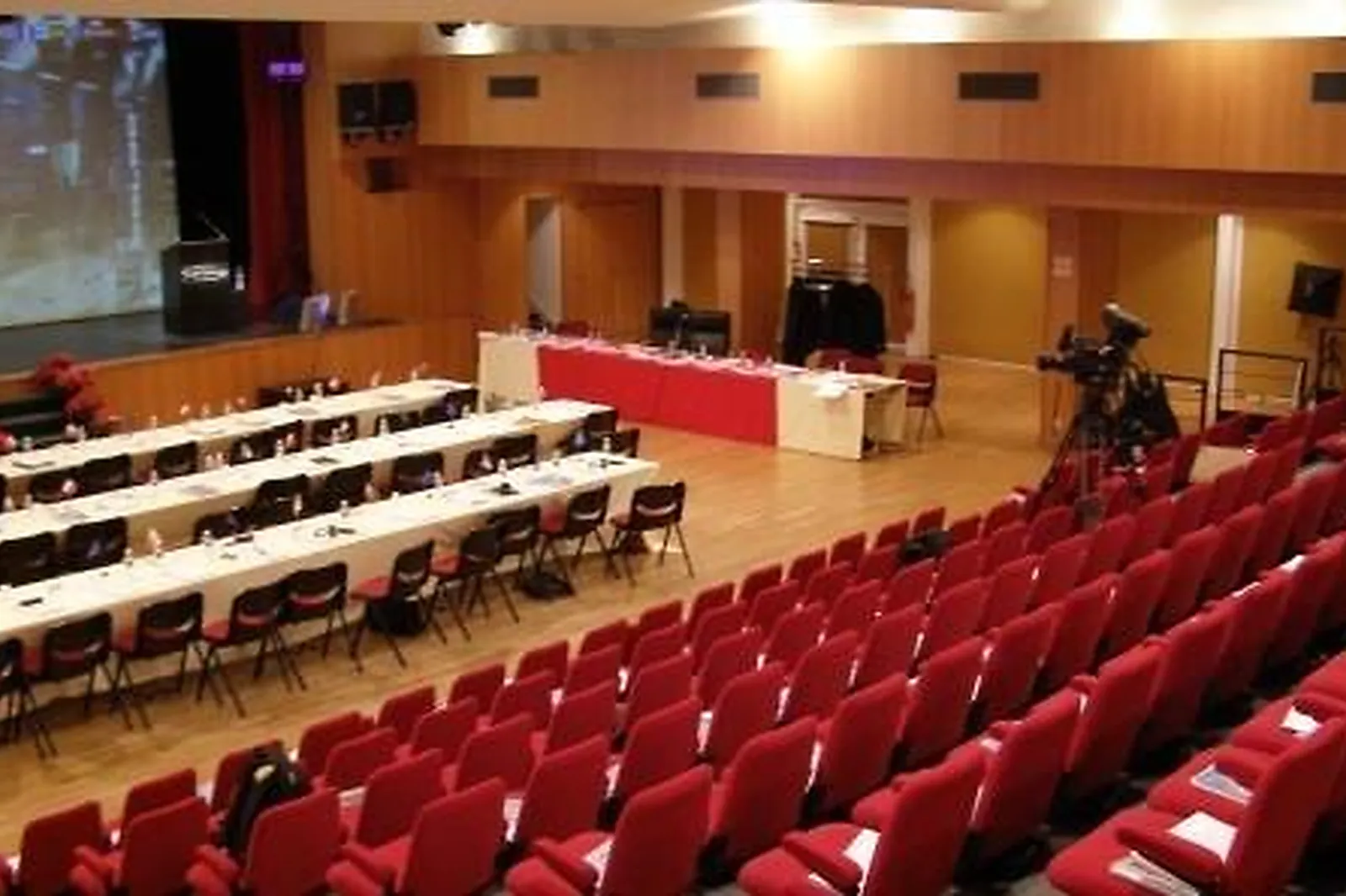 Lieux événementiels, LES ANGENOISES