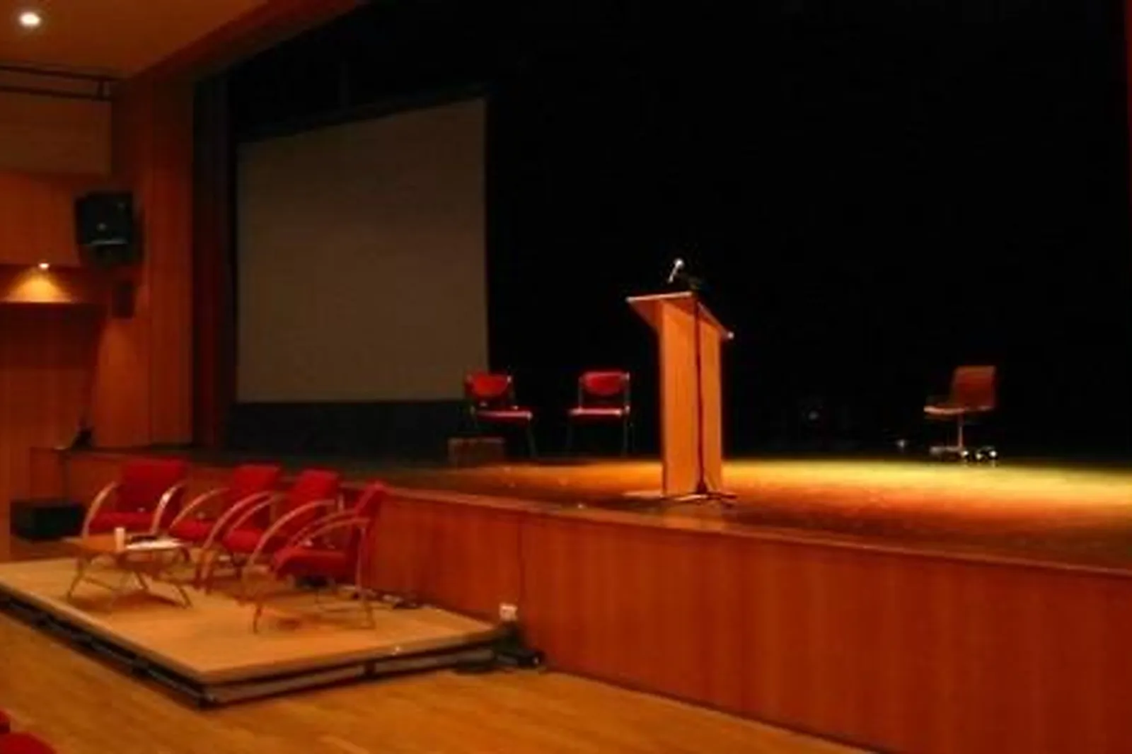 Lieux événementiels, LES ANGENOISES