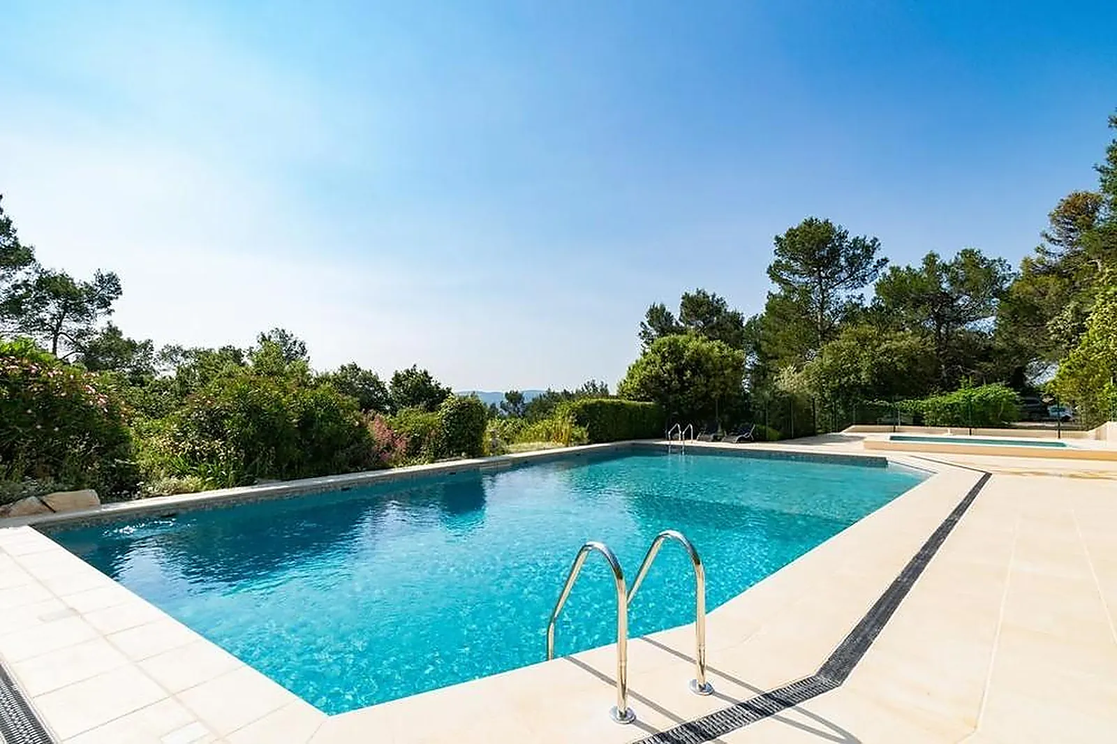 Lieux événementiels, LES ARBOUSIERS