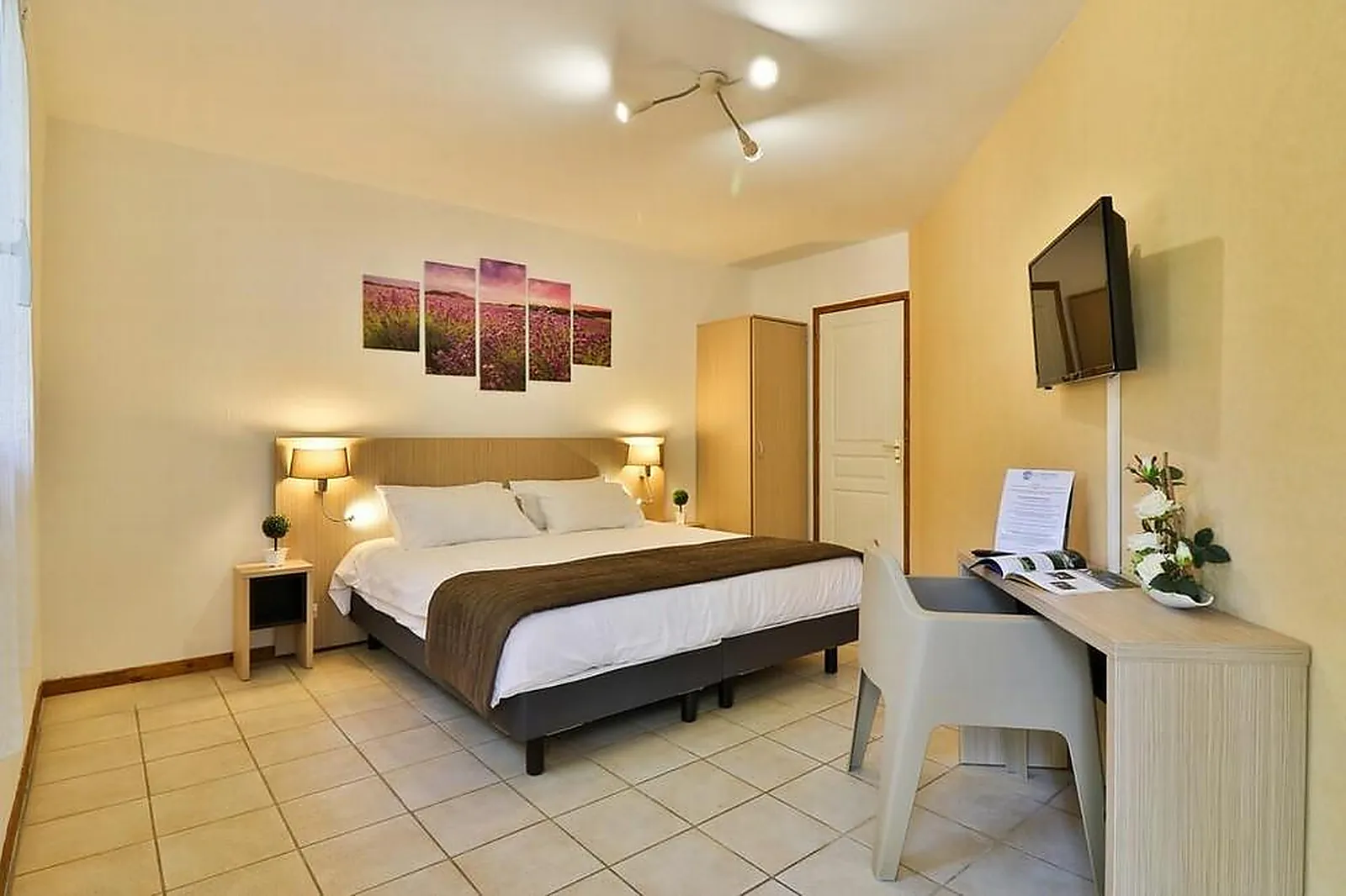 Lieux événementiels, LES ARBOUSIERS