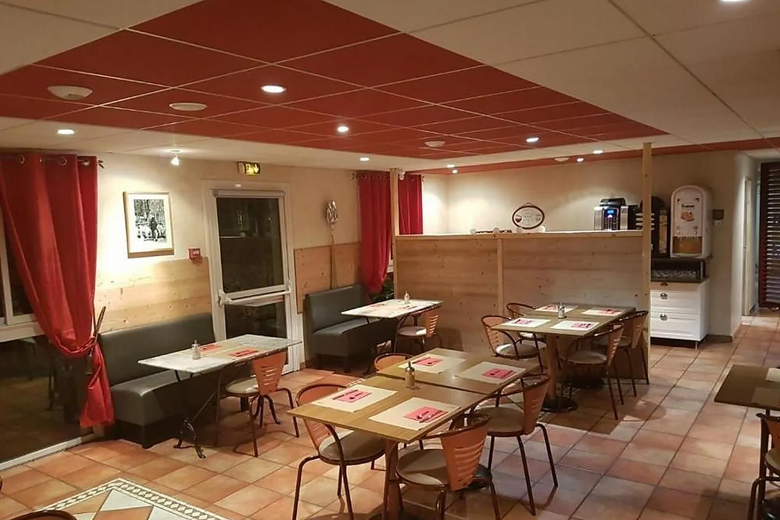 Lieux événementiels, LES ARCHES