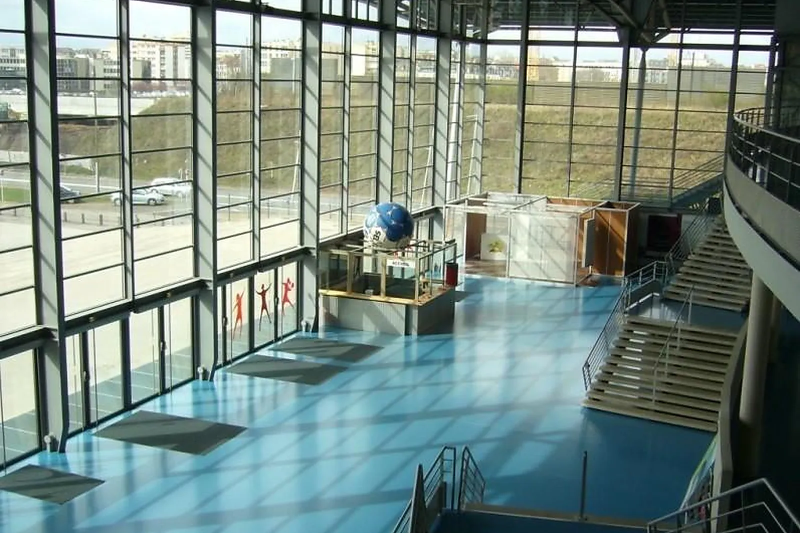 Lieux événementiels, LES ARÈNES DE METZ