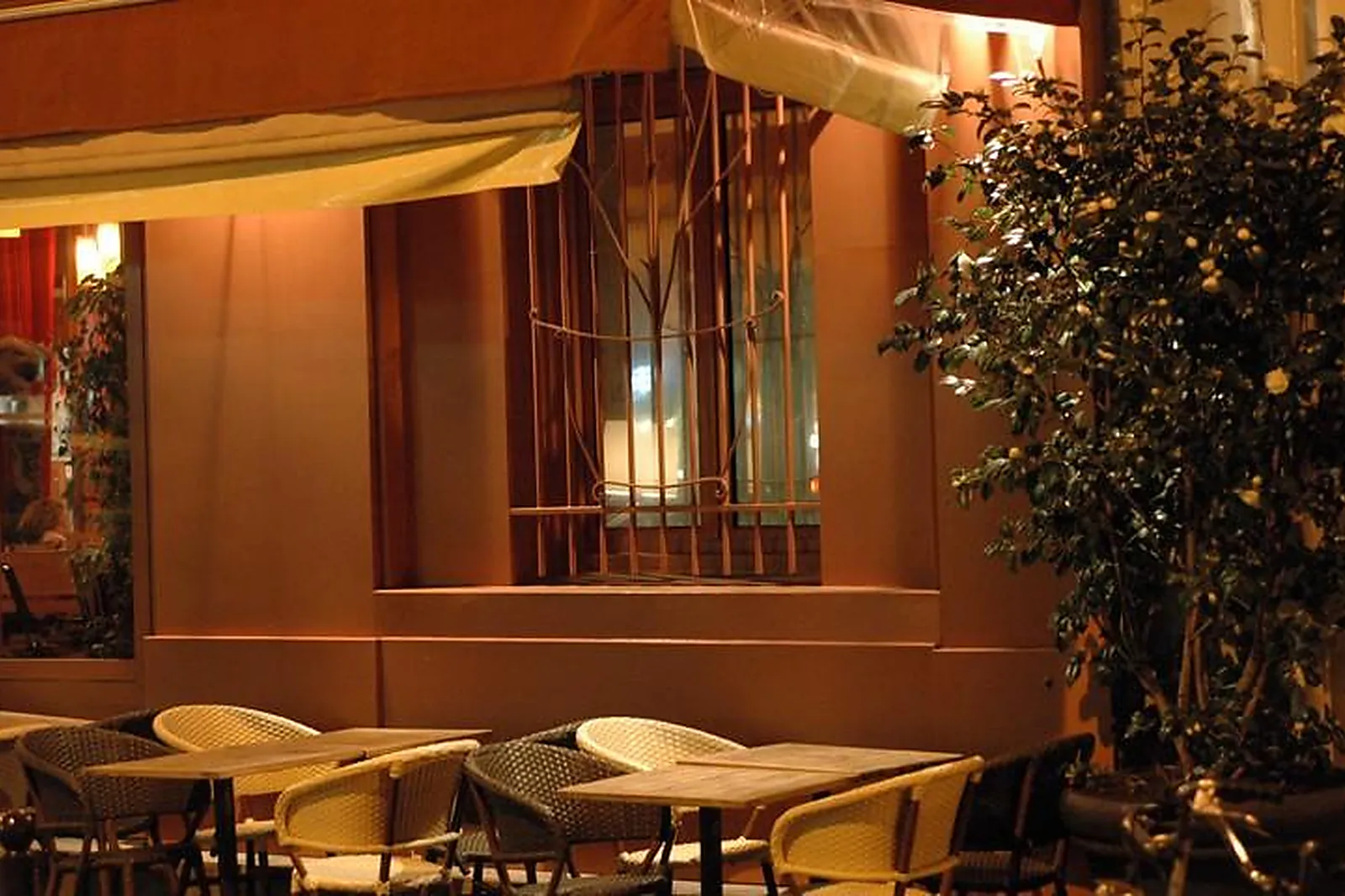 Lieux événementiels, LES ARTISTES