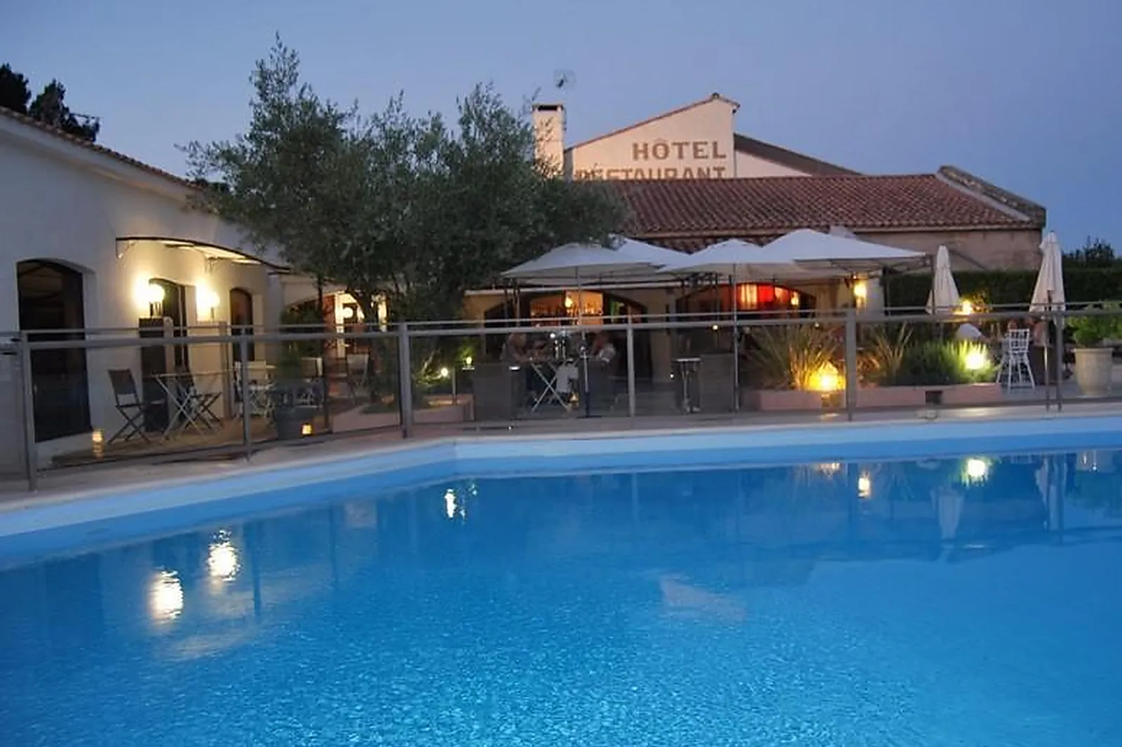 Lieux événementiels, LES AUBUNS COUNTRY HÔTEL