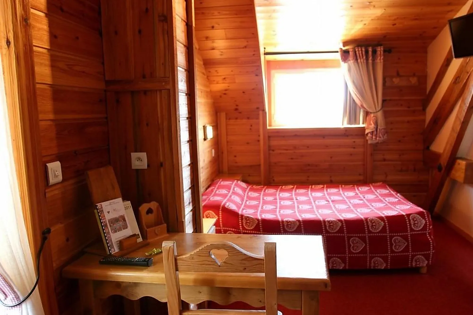 Lieux événementiels, LES AUTANES HÔTEL ET SPA