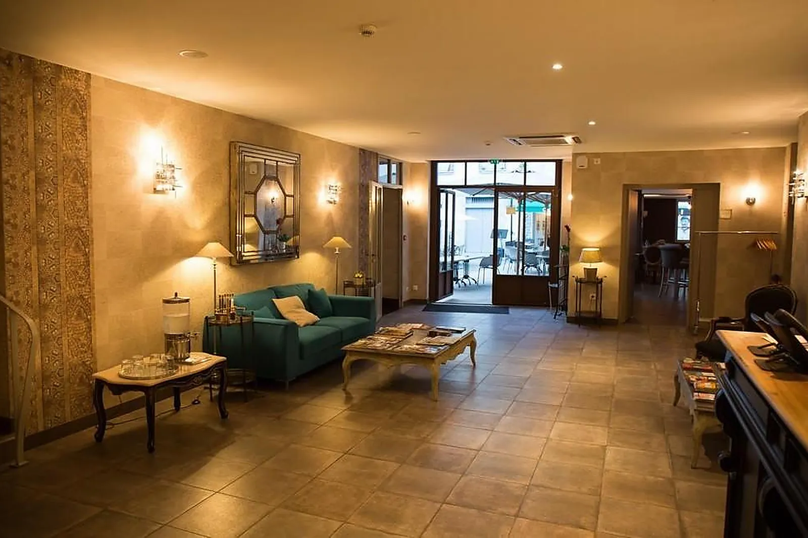 Lieux événementiels, LES BASSES PYRÉNÉES