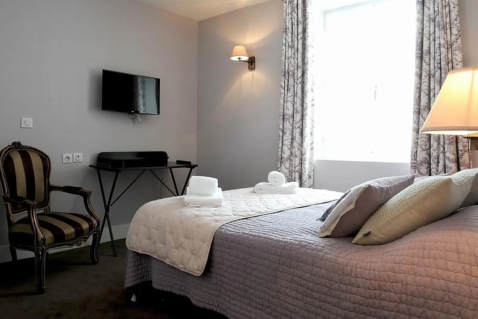 Lieux événementiels, LES BASSES PYRÉNÉES