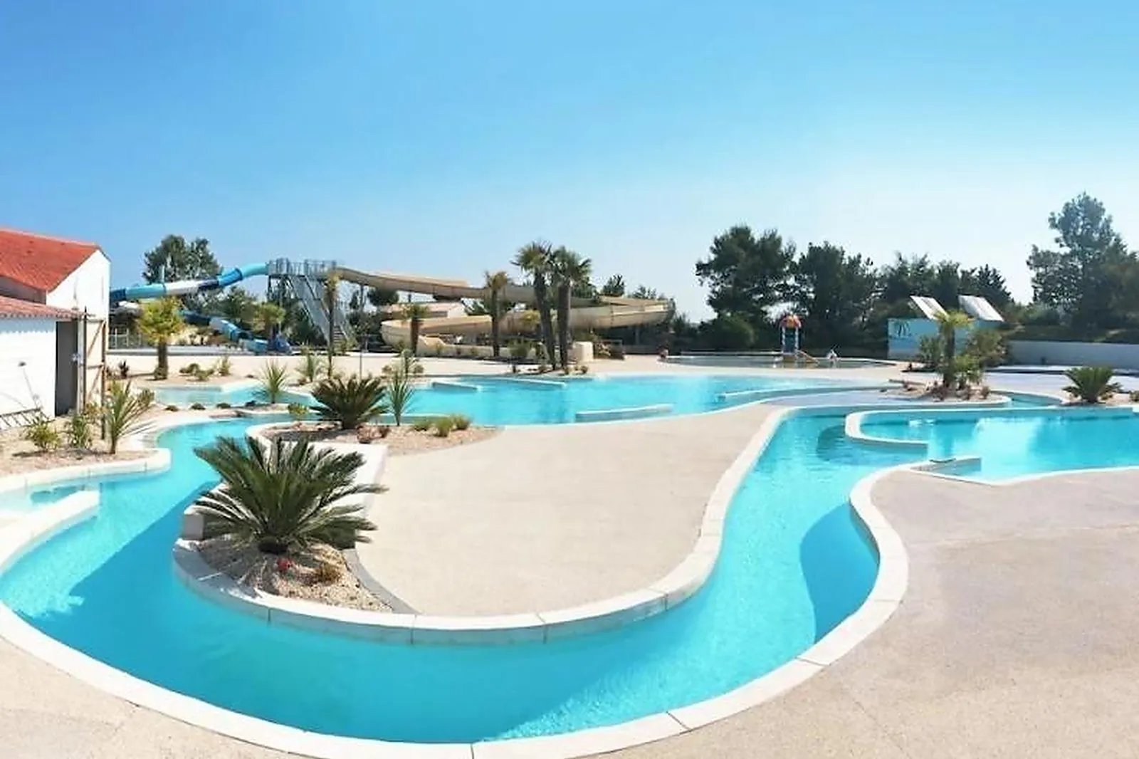 Lieux événementiels, LES BLANCS CHÊNES