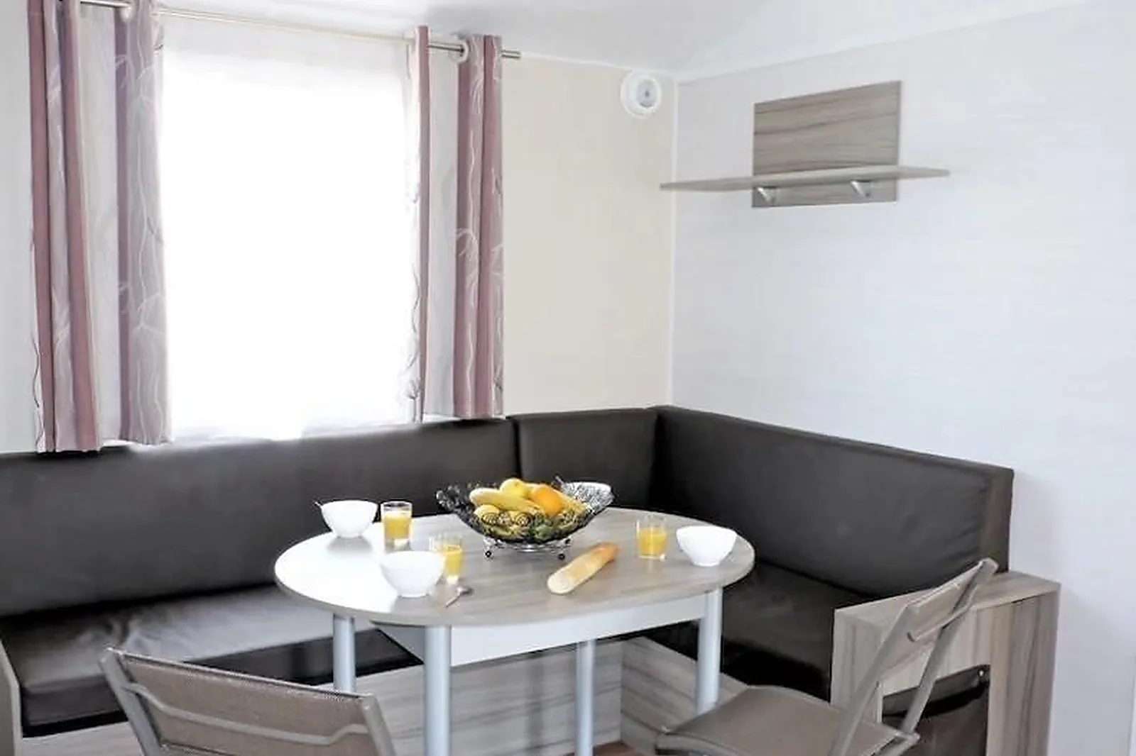 Lieux événementiels, LES BLANCS CHÊNES