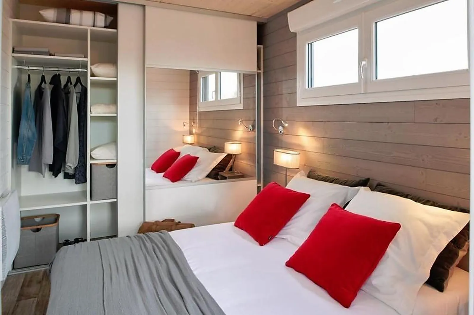 Lieux événementiels, LES BLANCS CHÊNES