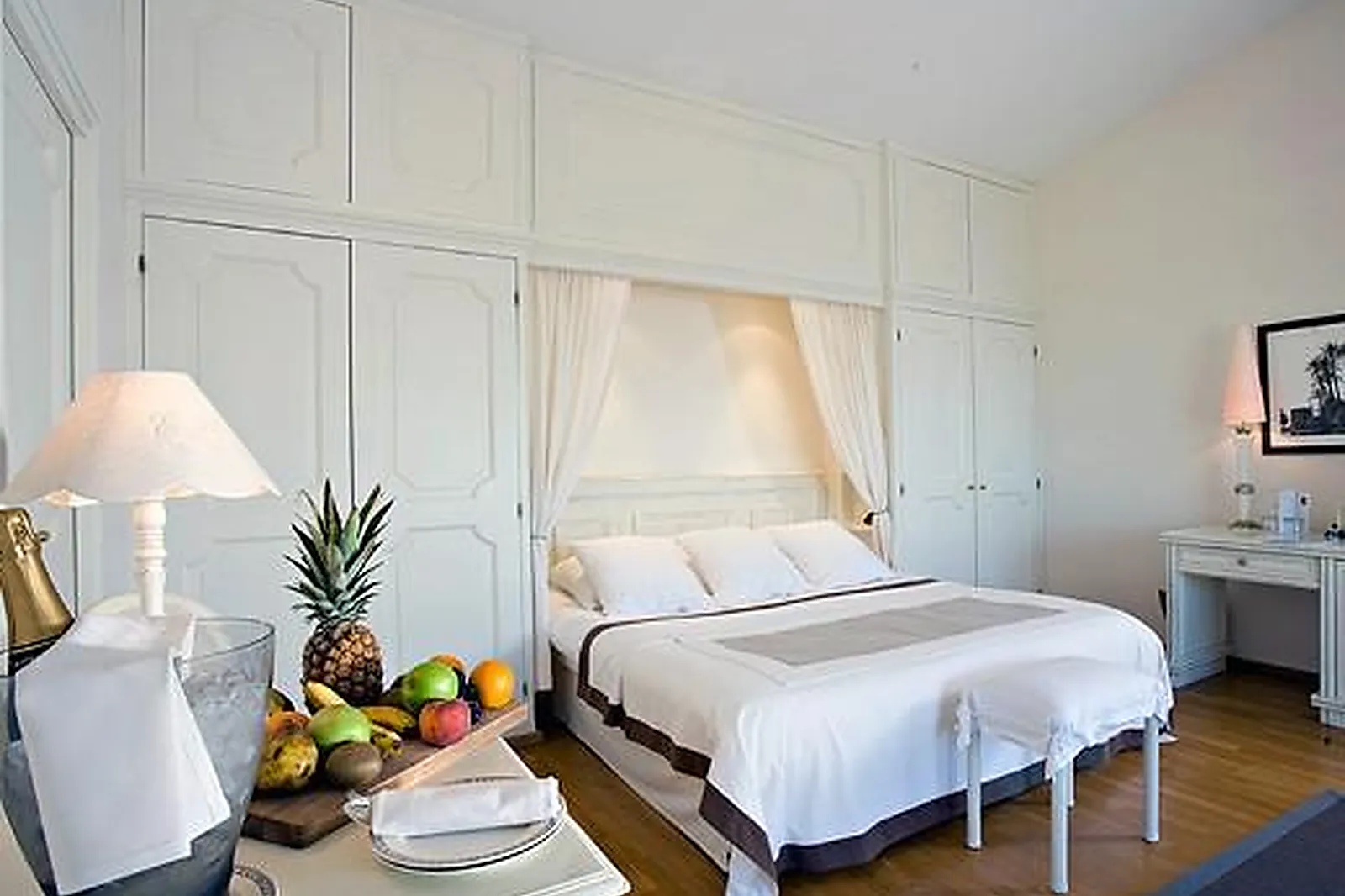 Lieux événementiels, LES BORIES