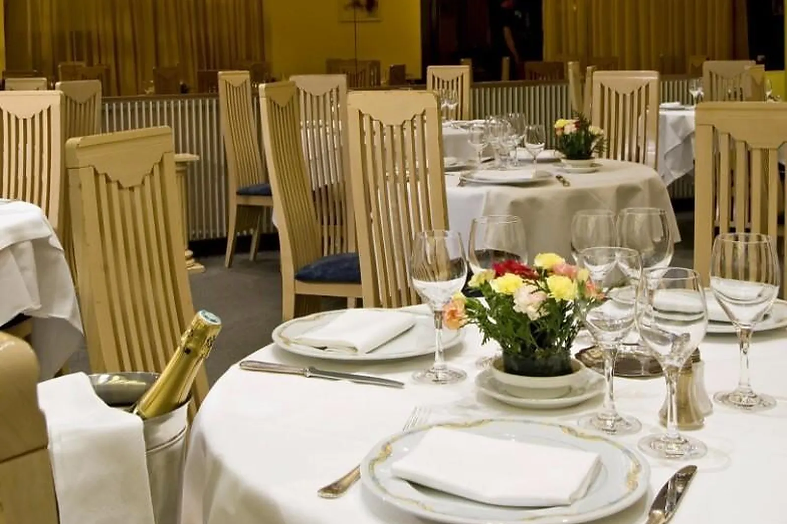 Lieux événementiels, LES BOURBONS