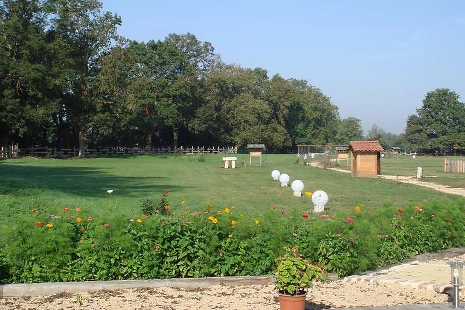 Lieux événementiels, LES BROUILLES