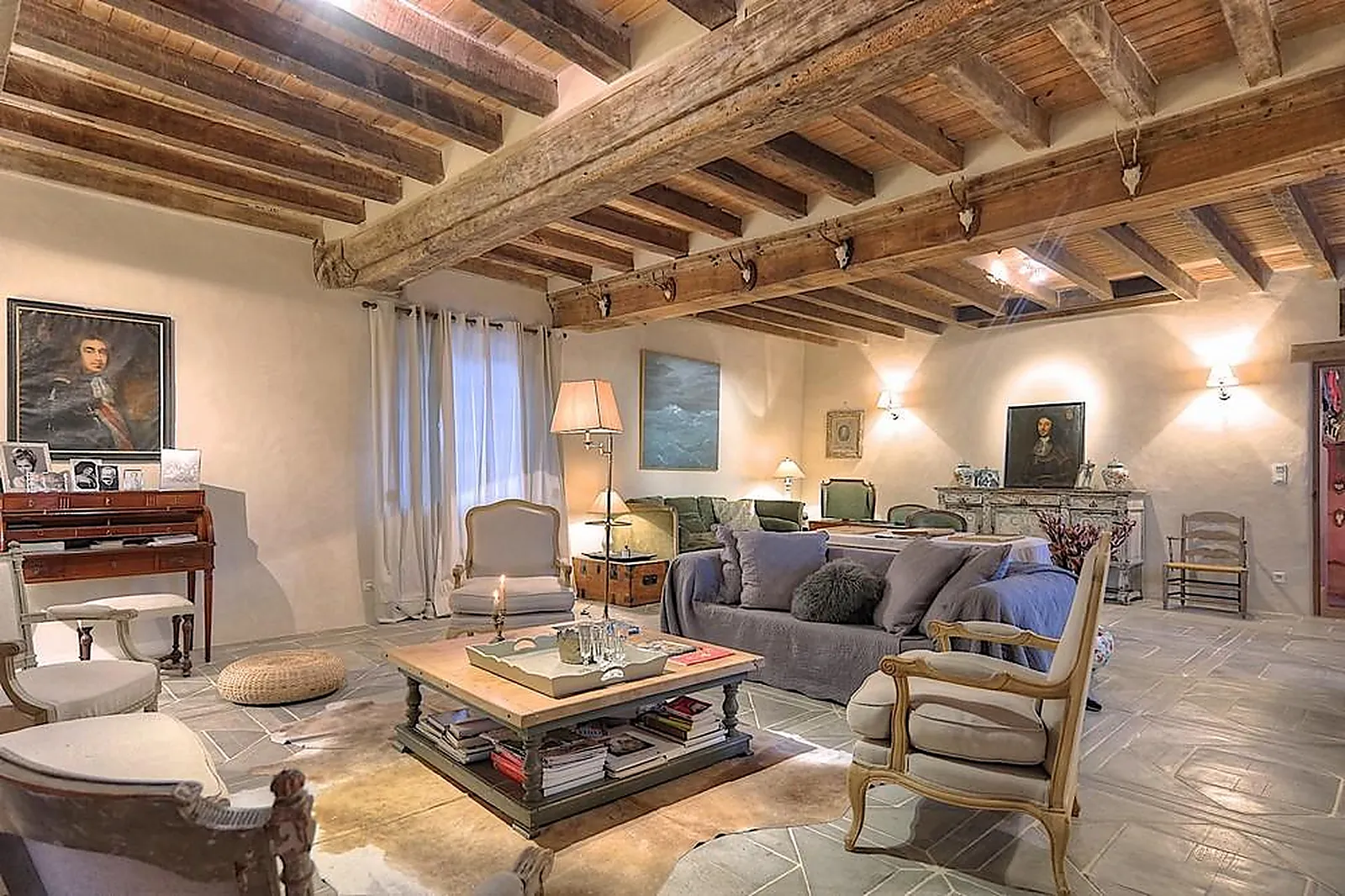 Lieux événementiels, LES BUSSONNIÈRES