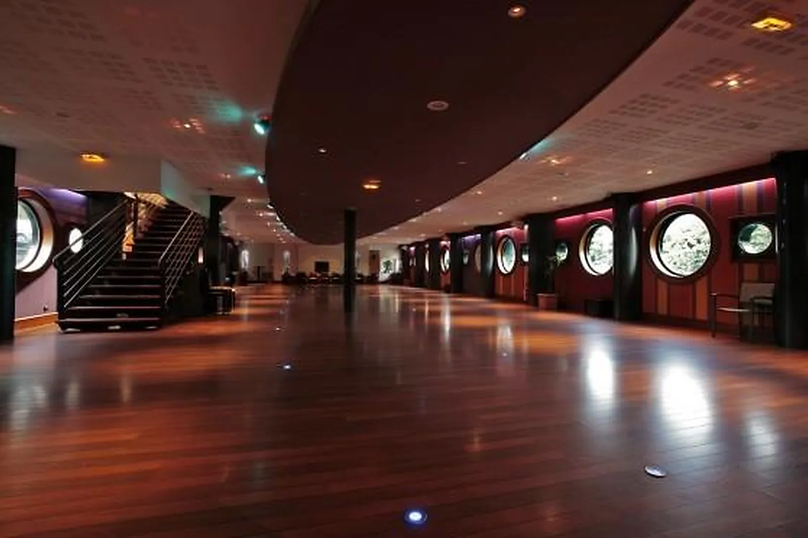 Lieux événementiels, LES CALANQUES