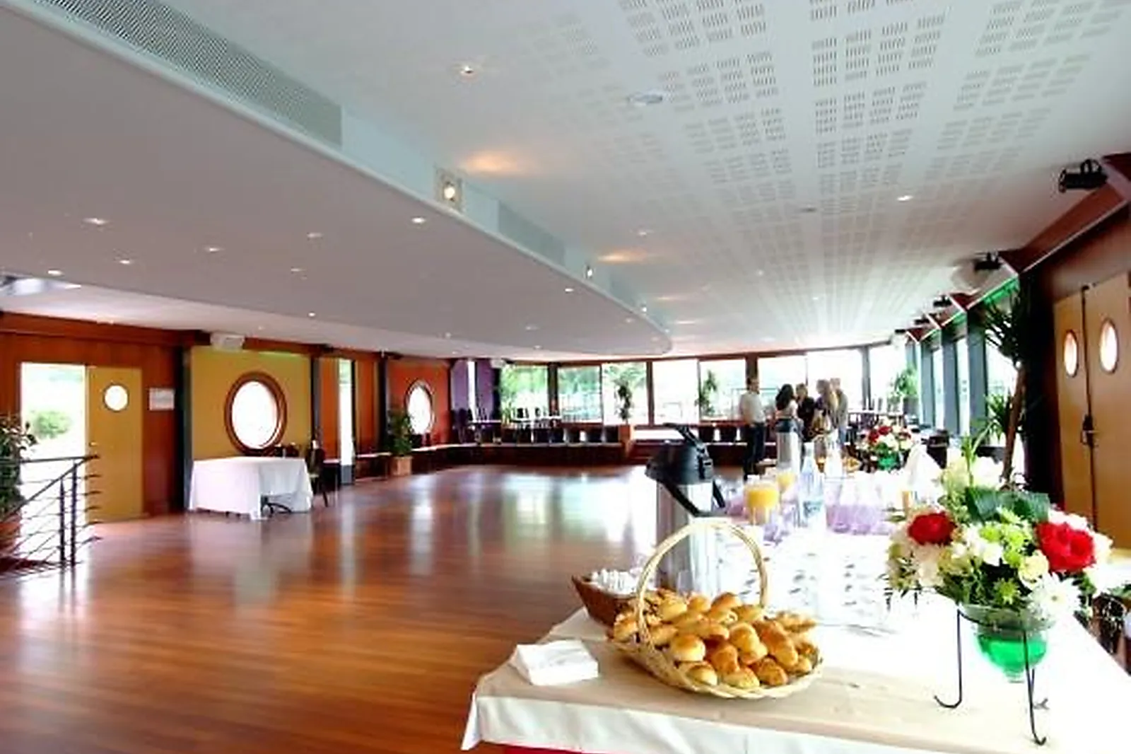 Lieux événementiels, LES CALANQUES