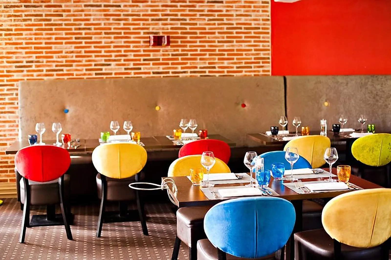 Lieux événementiels, LES CANISSES HÔTEL RESTAURANT