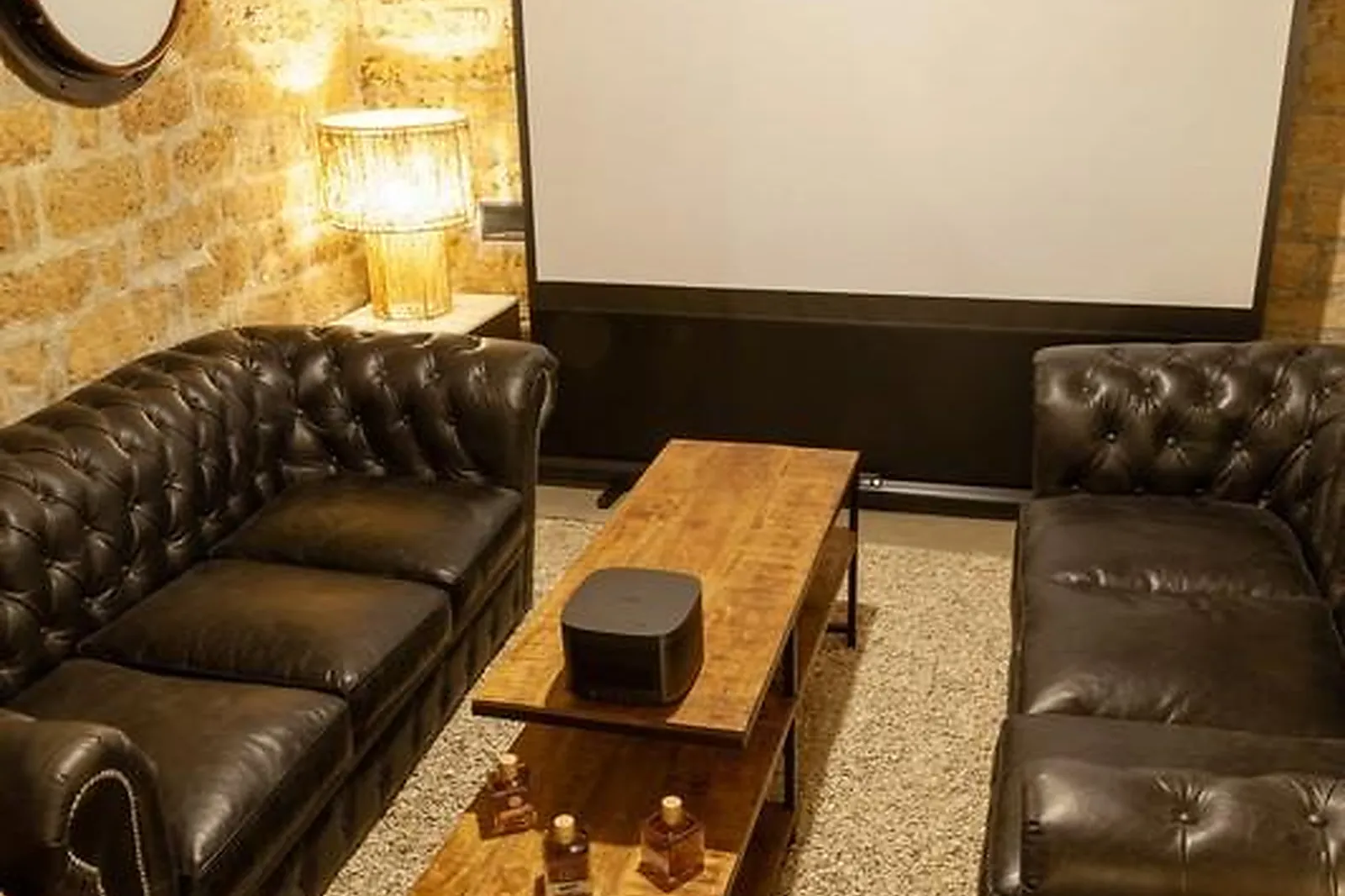 Lieux événementiels, LES CAVES DES HALLES