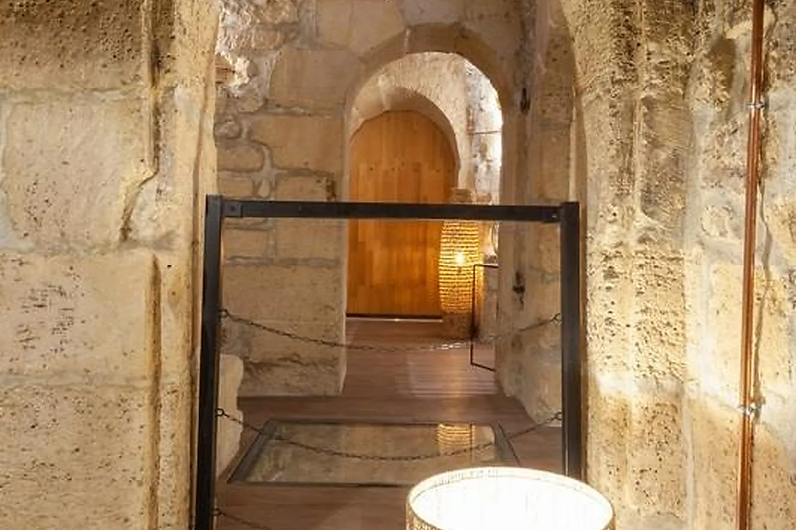 Lieux événementiels, LES CAVES DES HALLES